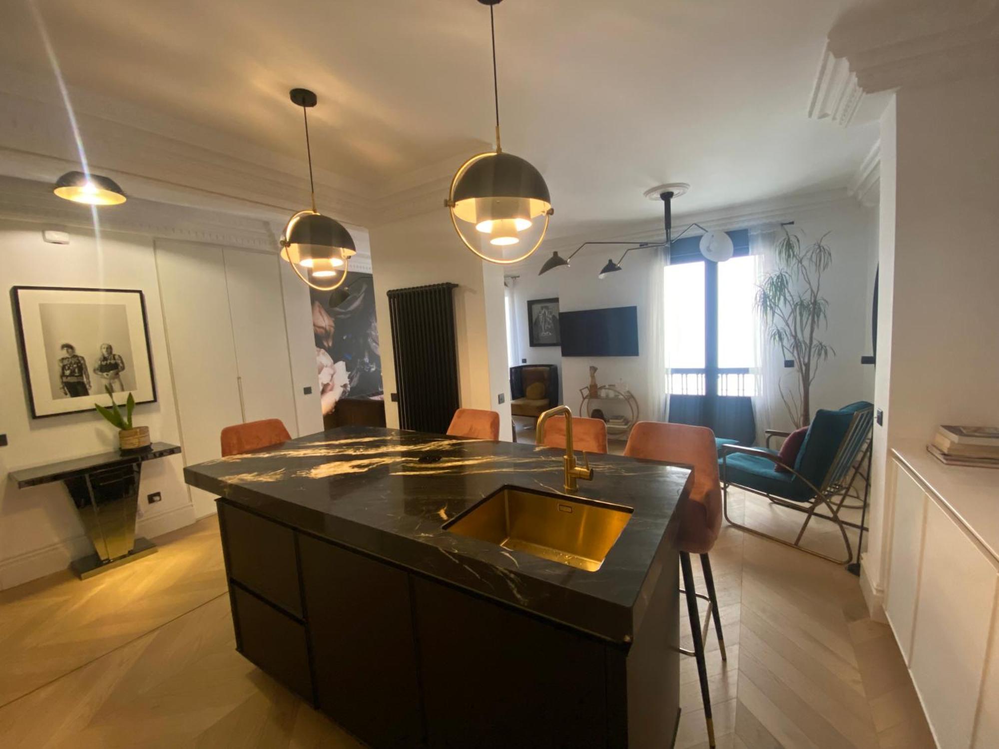 Luxury Apartment In Gran Via Madrid Exteriör bild