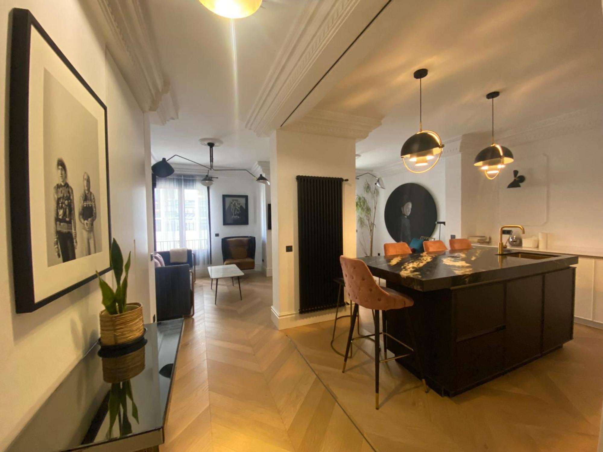 Luxury Apartment In Gran Via Madrid Exteriör bild
